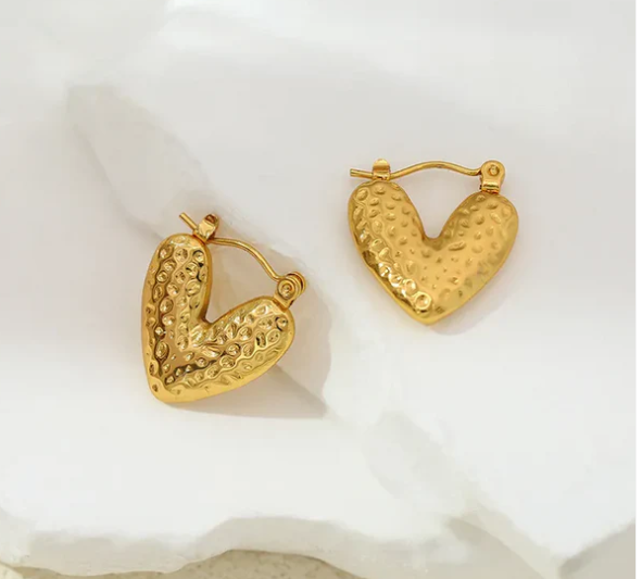 Gold Heart Shaped Hammer Pattern Hoop Earring