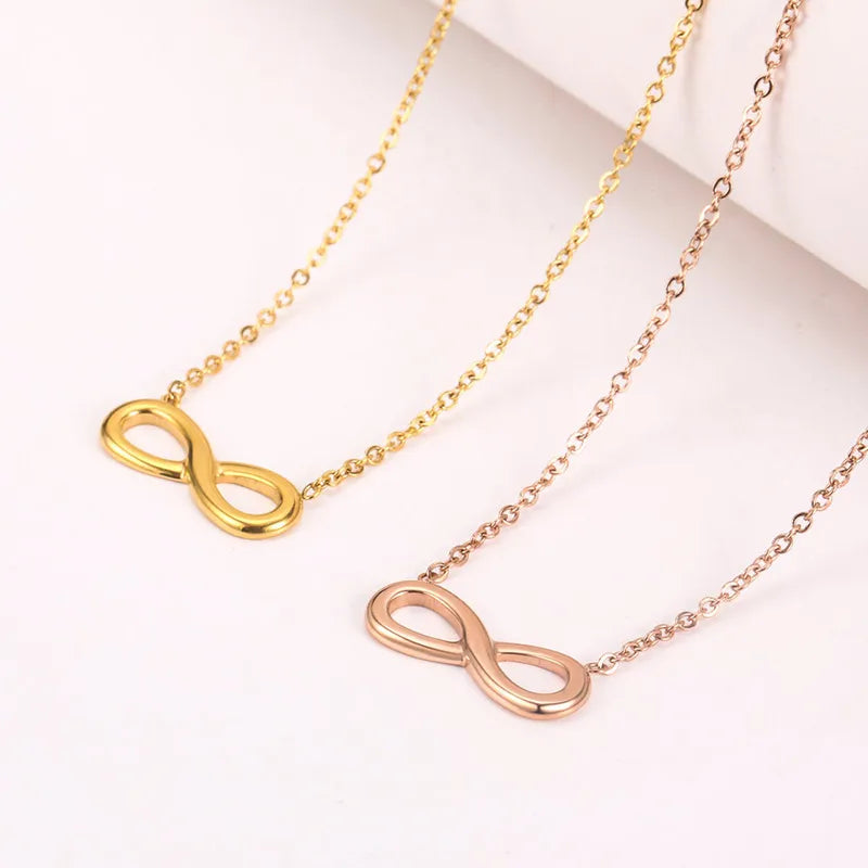 Viral Infinite 18K Gold Necklace