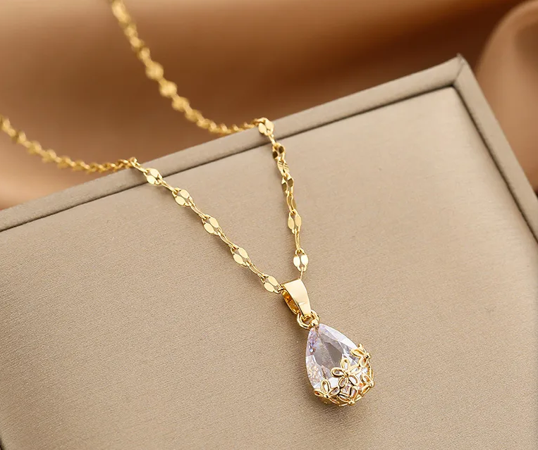 Blush Fleur Necklace