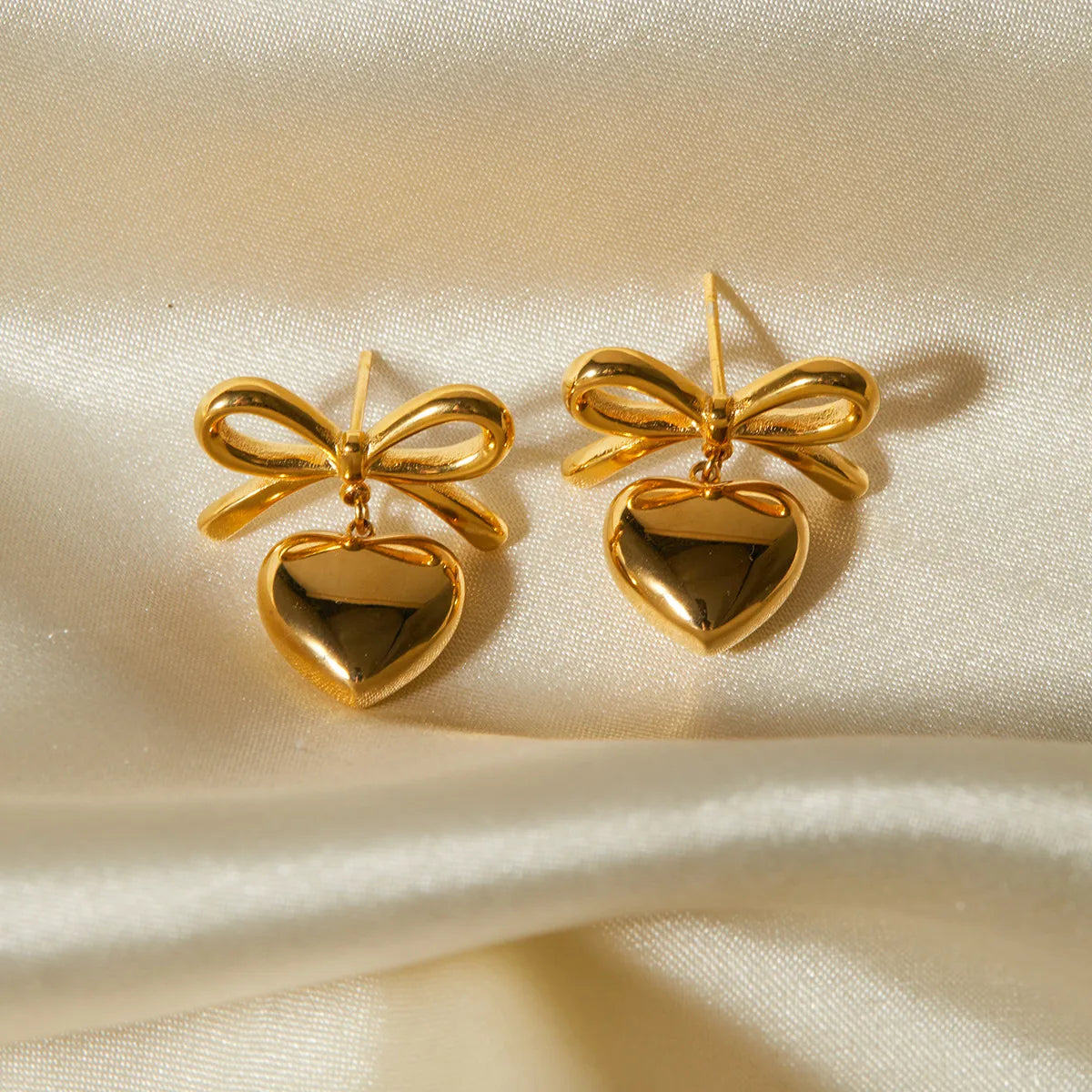 Heart Bow 18k Gold Platted Earring