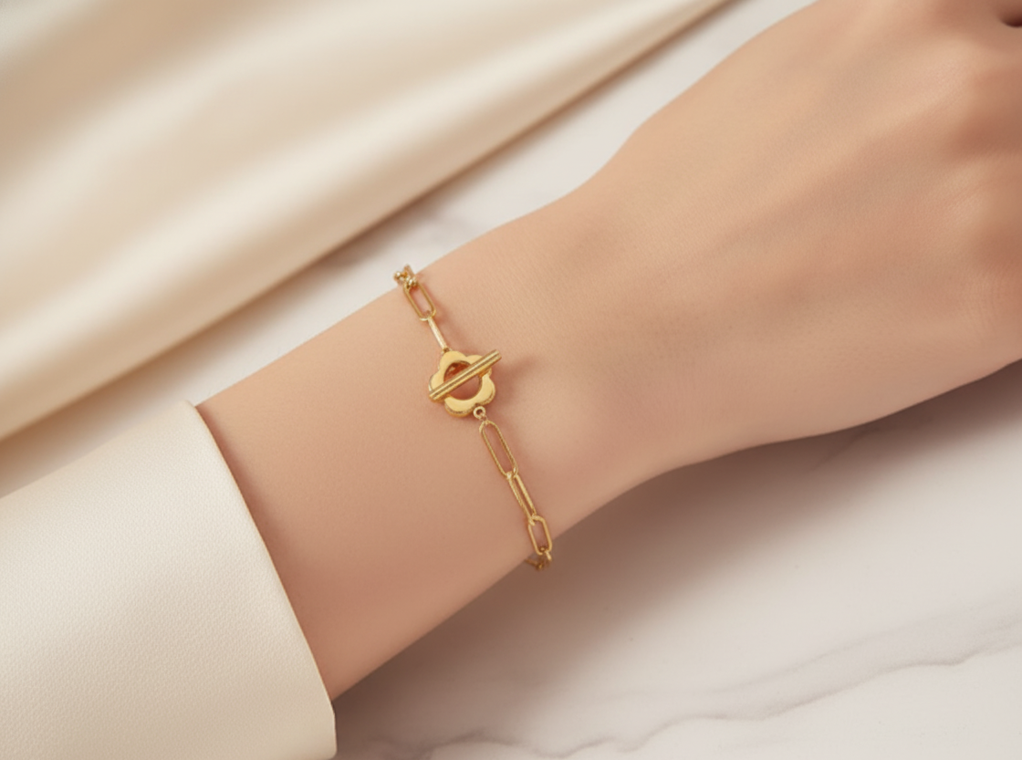 Golden Link Chain With Floral Toggle Bracelet