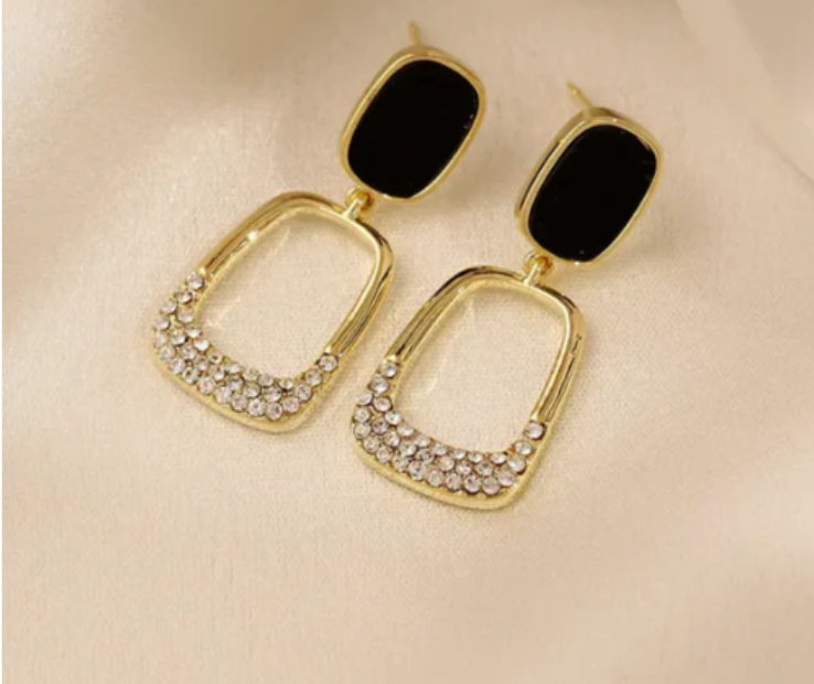 Vintage Gold Tone Rhinestone Black Enamel Oval Earring