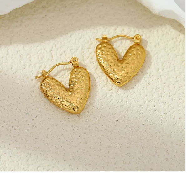 Gold Heart Shaped Hammer Pattern Hoop Earring