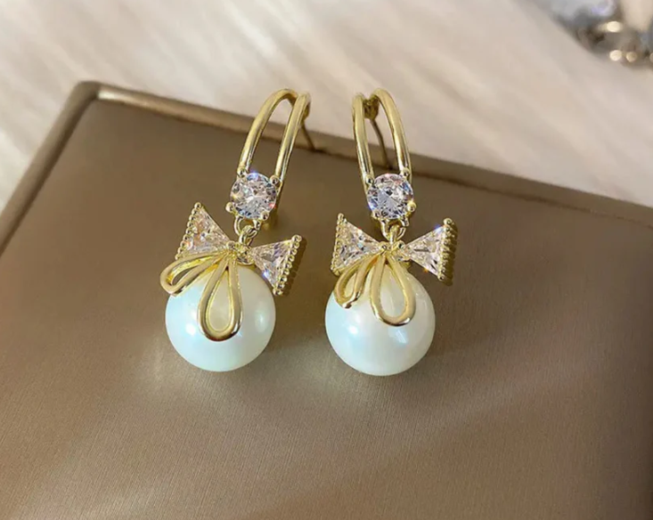 Elegant Bow Pearl Drop Earring