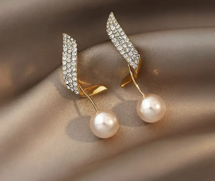 Dimond Pearl Earring