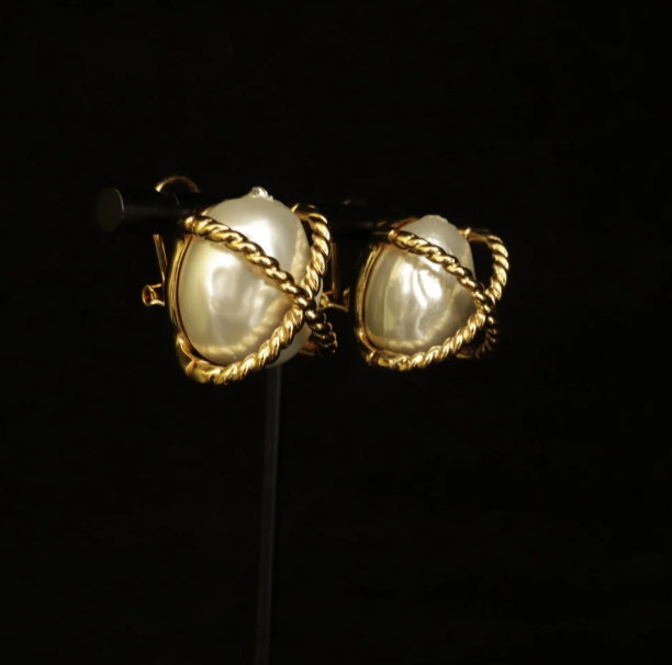 Crux Pearl Stud Earring