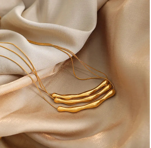 Abstract Wave Pendant Necklace