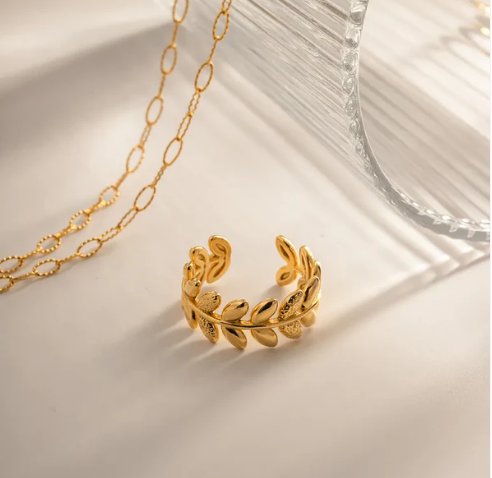 Ivy Leaf Wrapped Open Ring