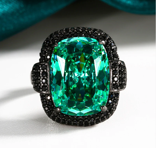 Mystic Emerald Ring