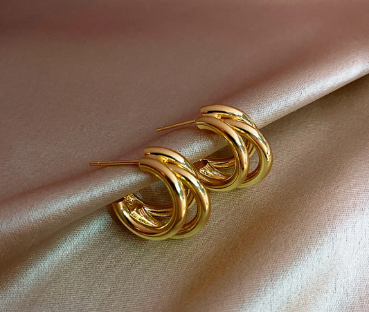 Bold Intertwined Hoops