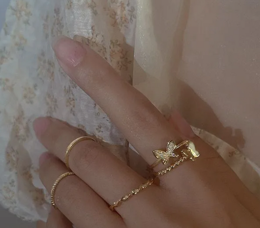 Butterfly Crept Ring