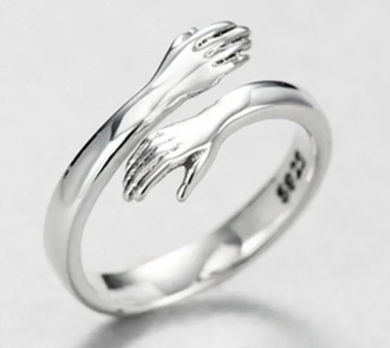 Hug Ring
