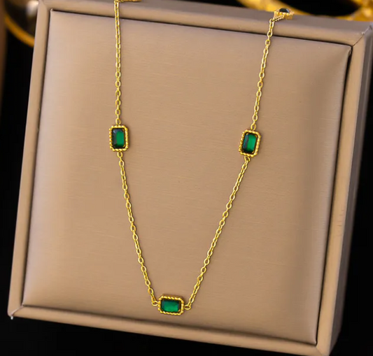 Five Lvzuan Anti-Tarnish and Gold Platted Necklace